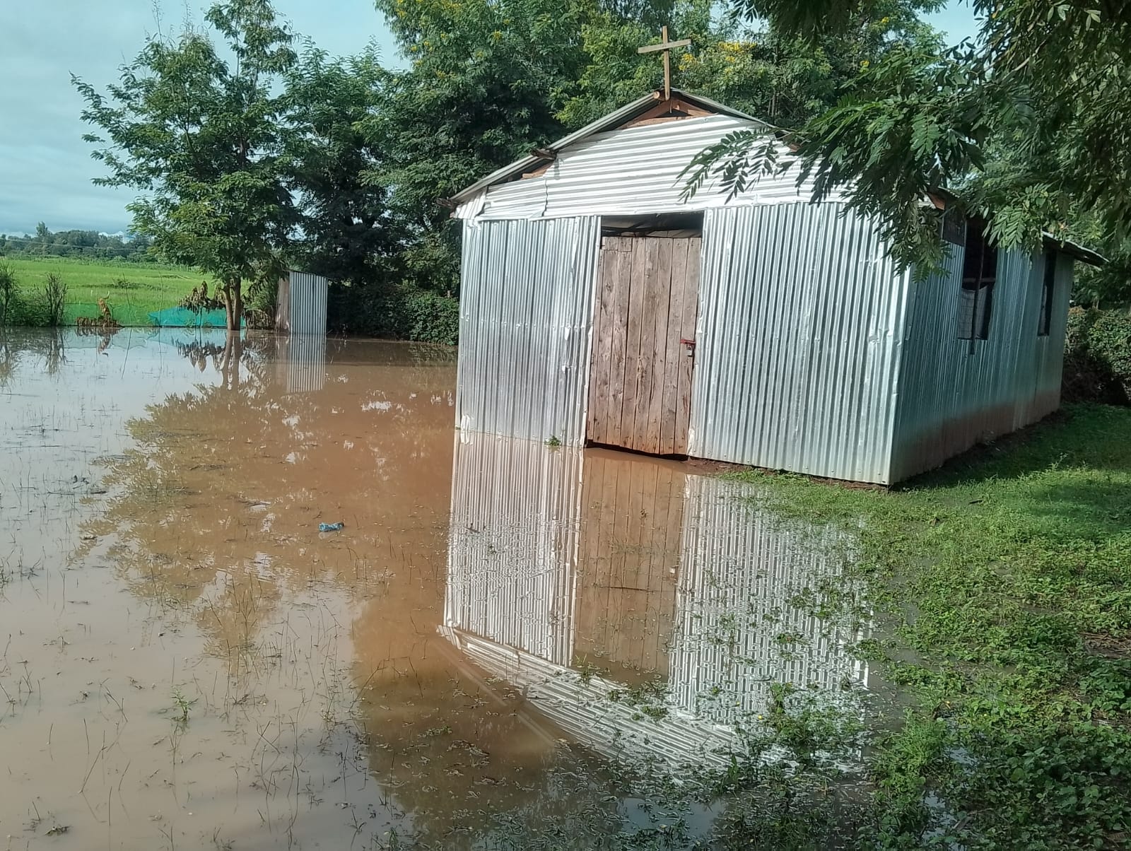 FLOODS WREAK HAVOC IN KIRINYAGA’S MWEA WEST, FAMILIES DISPLACED.